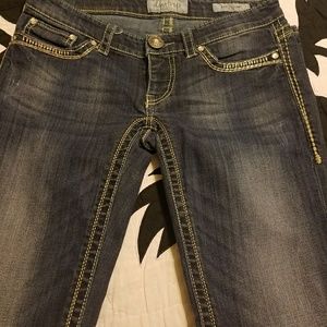 Day trip skinny jeans